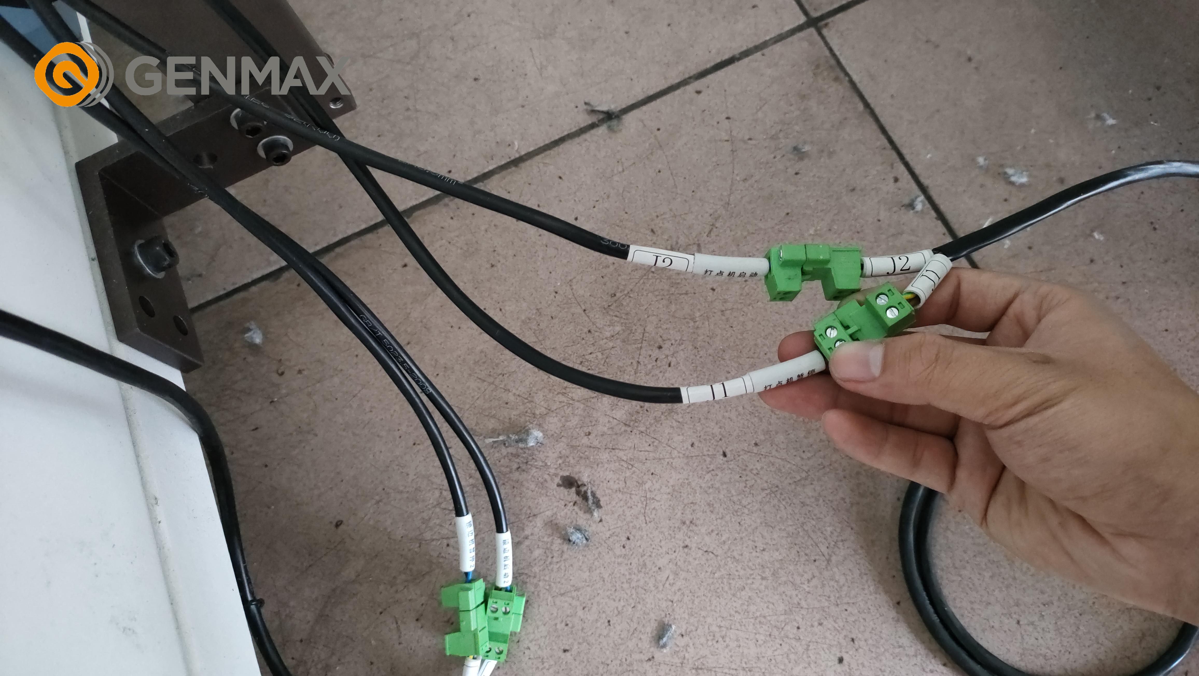 关联线 (2) 关联线 (2)