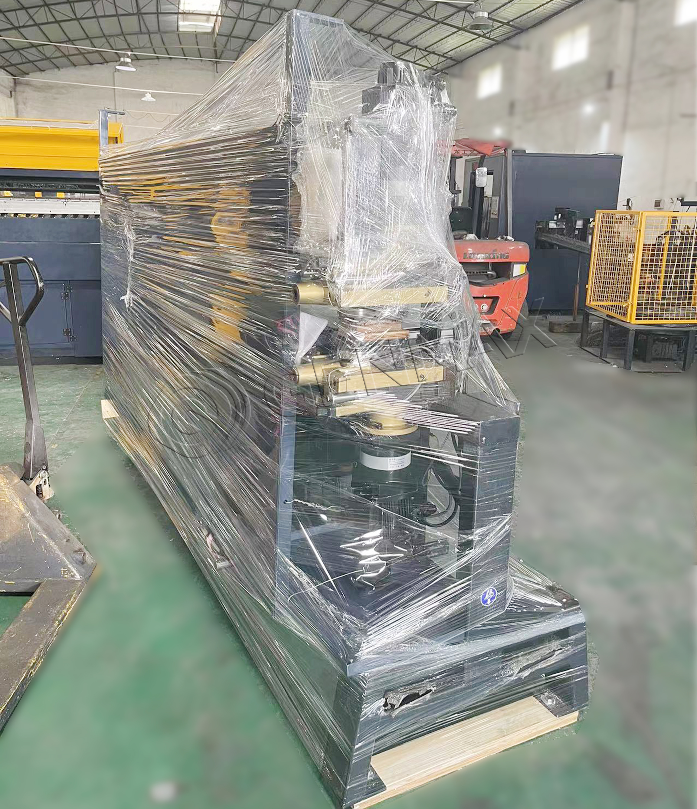 genmax пружинный станок для матрасов1 (2)